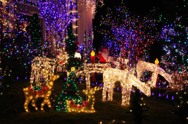 this image shows Christmas lights in Rancho Cordova, CA