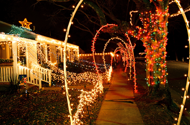 christmas-lights-Rancho-Cordova this image shows Christmas lights in Rancho Cordova, CA